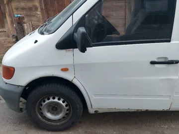 Авто Mercedes 230 1997 № 8864220