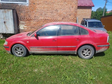 Авто Volkswagen Passat Sedan 1998 № 8864307