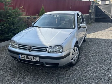 Авто Volkswagen Golf 1999 № 8864393