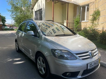 Авто Volkswagen Golf Plus 2009 № 8865052