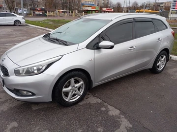 Авто KIA Cee X27 D 2014 № 8865053