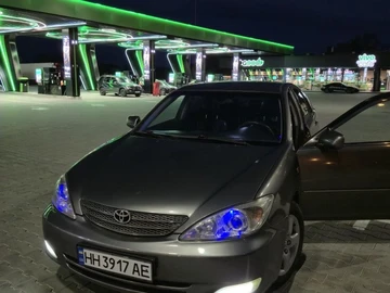 Авто Toyota Camry 2001 № 8865063