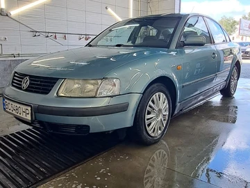 Авто Volkswagen Passat Sedan 1997 № 8865117