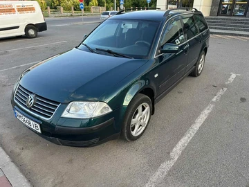 Авто Volkswagen Passat Variant 2001 № 8865144