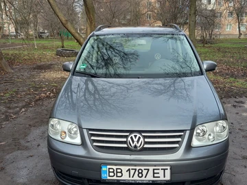 Авто Volkswagen Touran 2004 № 8865158