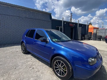 Авто Volkswagen Golf 1998 № 8865217