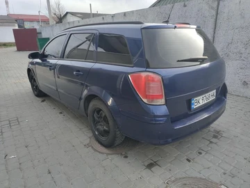 Авто Opel Astra 2005 № 8865268