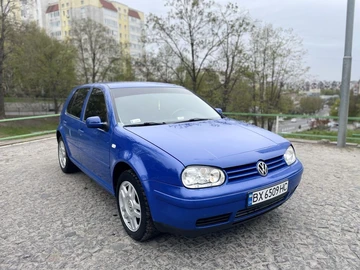 Авто Volkswagen Golf 2000 № 8865284