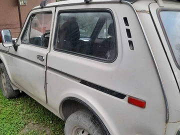 Авто Ford Canyon 1990 № 8865310
