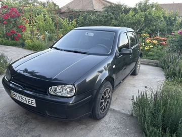 Авто Volkswagen Golf 2001 № 8865514