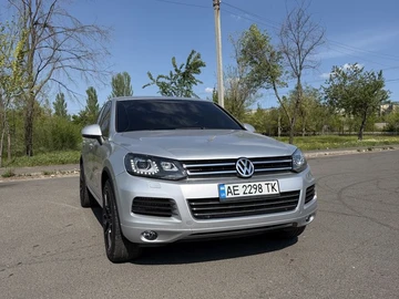 Авто Volkswagen Touareg 2011 № 8865515