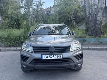 Авто Volkswagen Touareg 2016 № 8865604