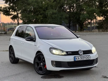 Авто Volkswagen Golf 2010 № 8865638