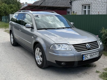 Авто Volkswagen Passat Hatchback 2003 № 8865702