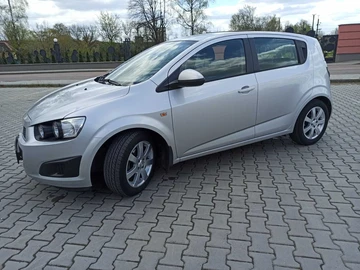 Авто Chevrolet Aveo 2011 № 8865799
