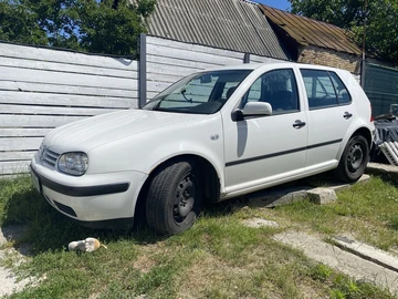 Авто Volkswagen Golf 2001 № 8865814