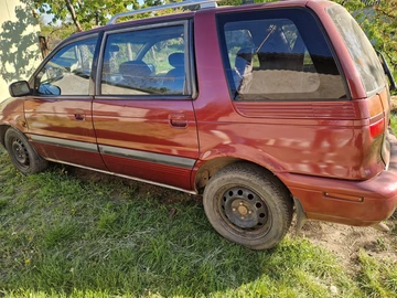 Авто Mitsubishi Space Wagon 1992 № 8865840