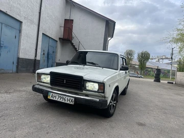 Авто ВАЗ 2107 1989 № 8865912