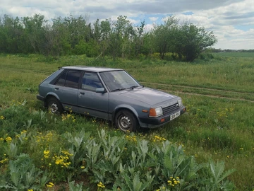 Авто Mazda 323 1985 № 8866258