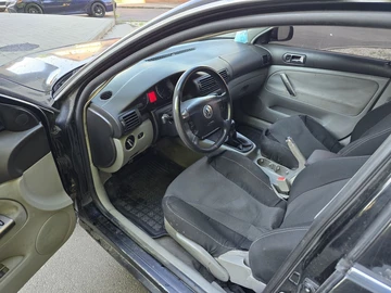 Авто Volkswagen Passat Sedan 2001 № 8866270
