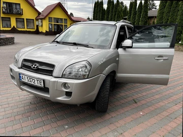 Авто Hyundai Tucson 2008 № 8866282