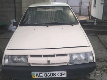 Авто ВАЗ 2109 1993 № 8866546