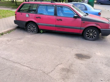 Авто Volkswagen Passat Cc 1990 № 8866581