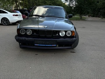 Авто BMW 5 Серия 1992 № 8866639