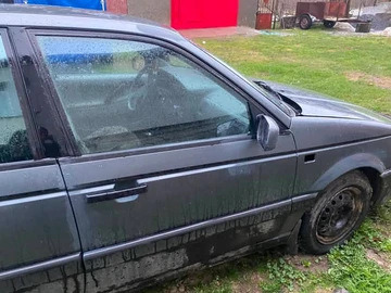 Авто Volkswagen Passat Sedan 1992 № 8866667