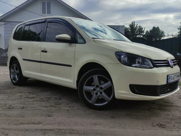 Авто Volkswagen Touran 2012 № 8866862