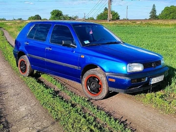Авто Volkswagen Golf 1992 № 8866866