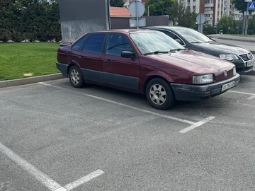 Авто Volkswagen Passat Sedan 1990 № 8866944