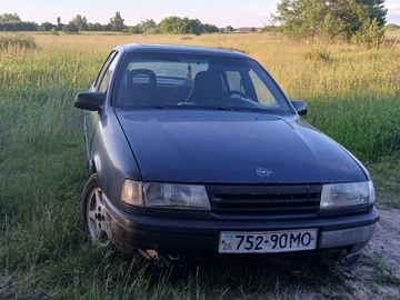 Авто Opel Vectra 1990 № 8867005
