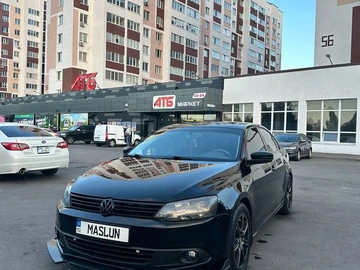 Авто Volkswagen Jetta 2010 № 8867011