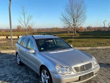 Авто Mercedes C Серия 2004 № 8867031