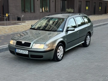 Авто Skoda Octavia 2004 № 8867119