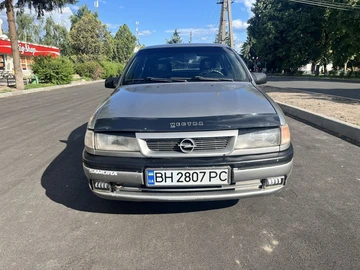Авто Opel Vectra 1995 № 8867148