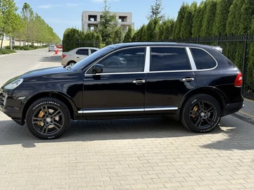 Авто Porsche Cayenne 2008 № 8867344