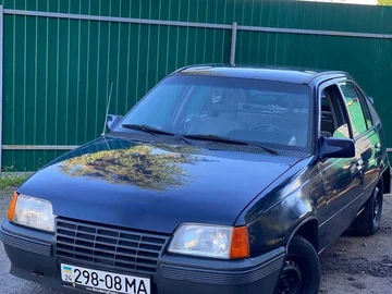 Авто Opel Kadett 1988 № 8867418