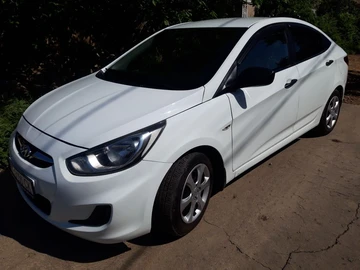 Авто Hyundai Accent 2013 № 8867427