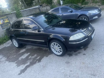 Авто Volkswagen Passat Sedan 2003 № 8867448