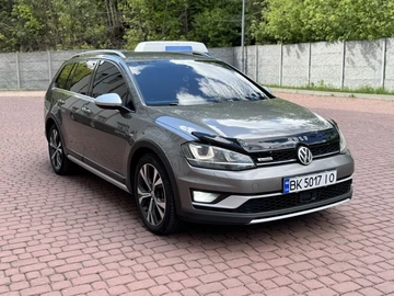 Авто Volkswagen Golf 2016 № 8867632