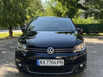 Авто Volkswagen Touran 2011 № 8867674