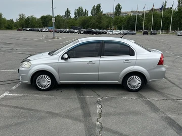 Авто Chevrolet Aveo 2008 № 8867677