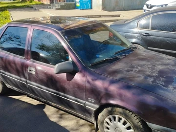 Авто Opel Vectra 1993 № 8867772
