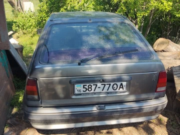 Авто Opel Kadett 1988 № 8867877