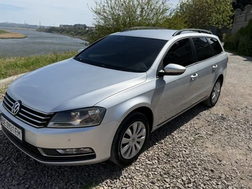 Авто Volkswagen Passat Hatchback 2012 № 8867881