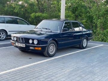 Авто BMW 5 Серия 1986 № 8868020