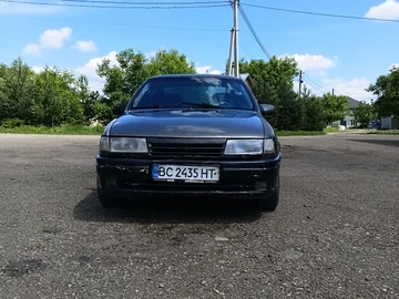Авто Opel Vectra 1990 № 8868210