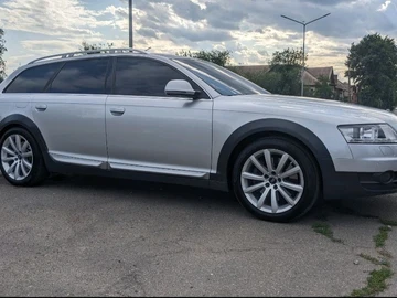Авто Audi A6 Allroad 2010 № 8868261